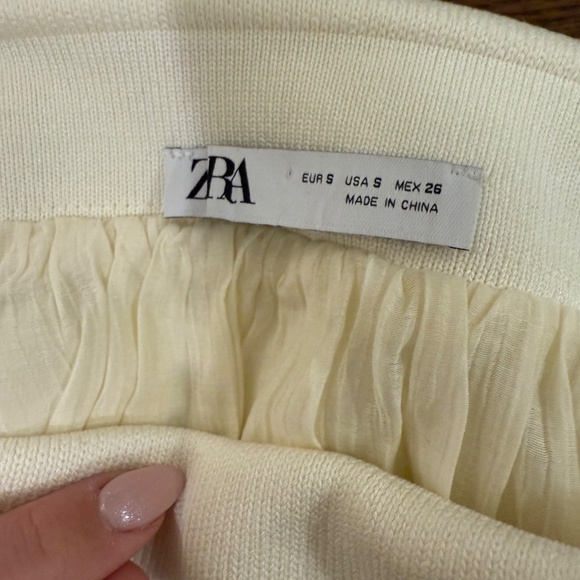 Zara midi sculpt knit skirt - Picture 2 of 2